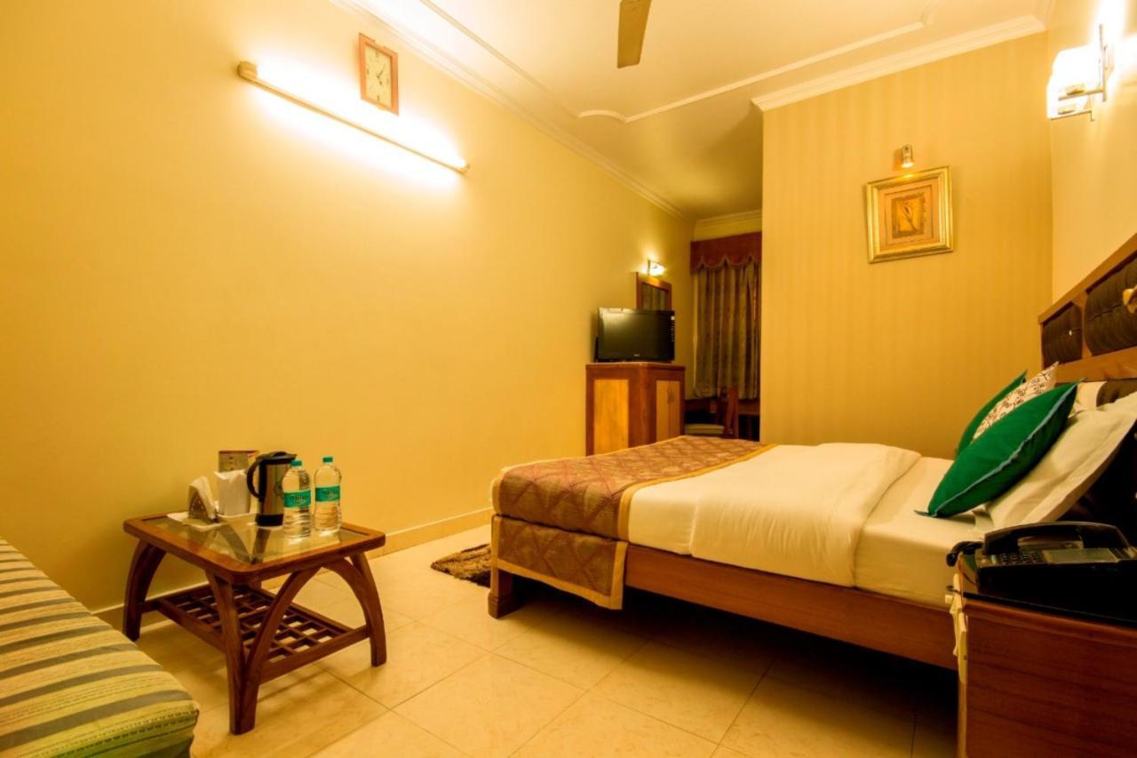 The Aster Karol Bagh Homely Atmosphere Nova Deli Exterior foto