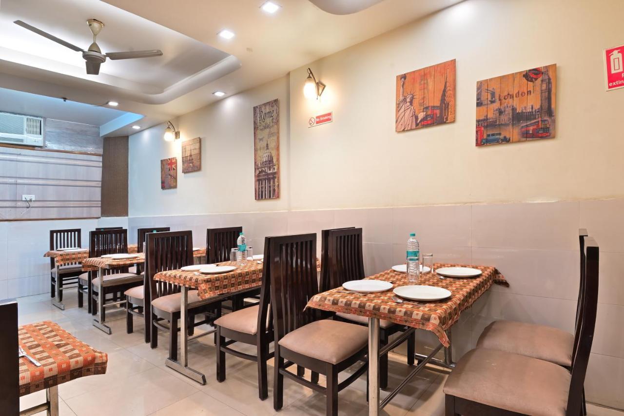 The Aster Karol Bagh Homely Atmosphere Nova Deli Exterior foto